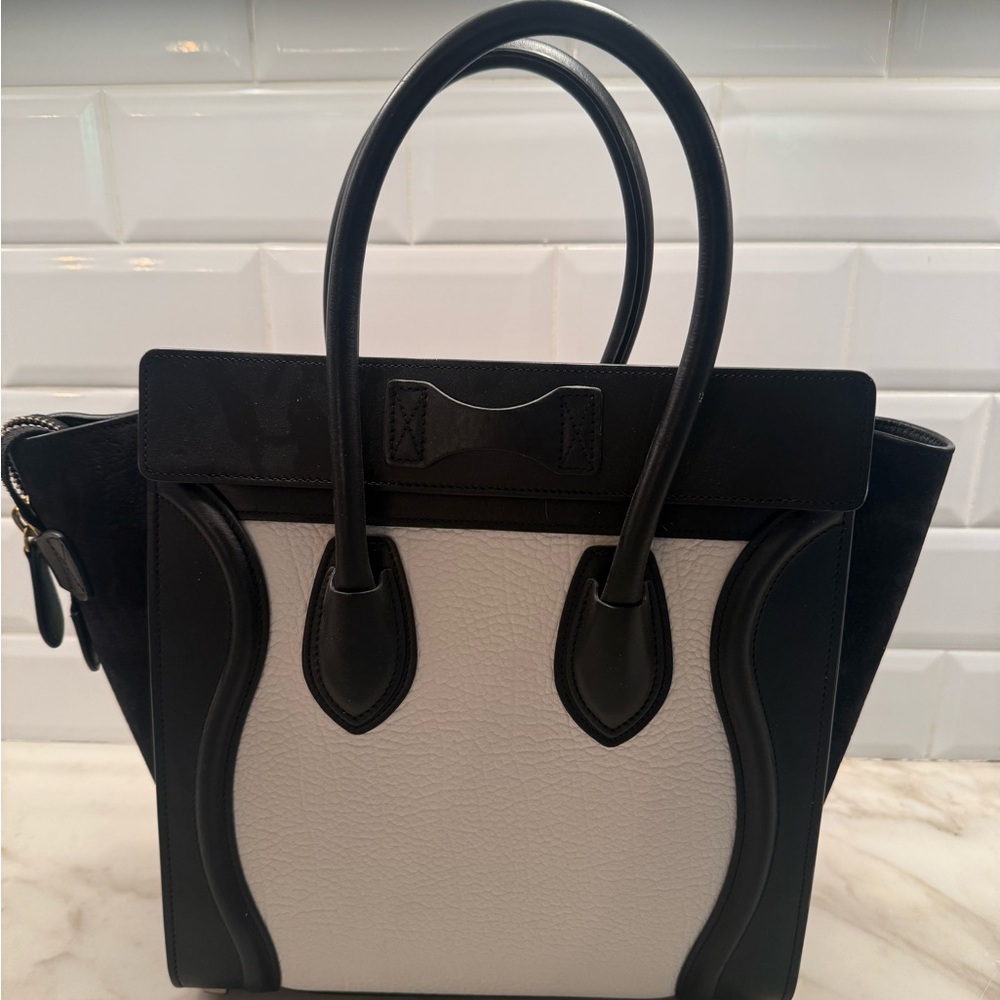 Celine Black and White Satchel with Iconic Winged Design - Picture 3 of 6